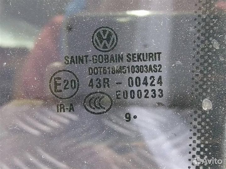 3D7839432 Форточка правая Volkswagen Phaeton