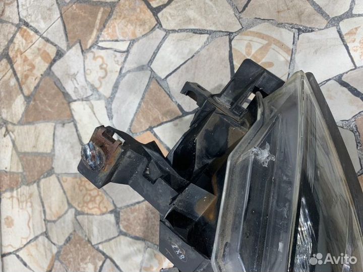 Фара галогеновая передняя правая Mazda 6 седан 2.0