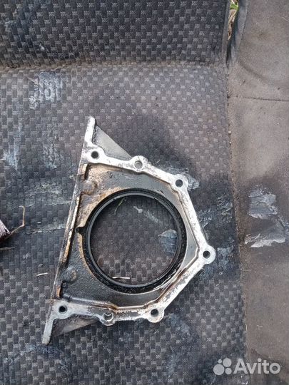 Крышка задняя лобовая Hyundai Elantra 3 1.6 G4ED