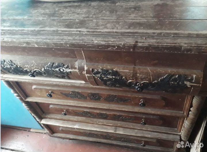 Комод старинный деревянный
