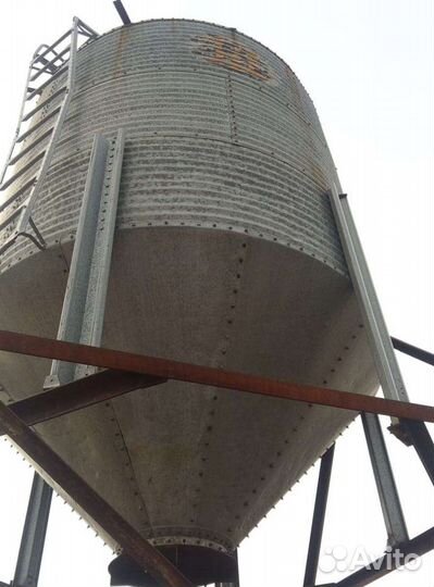 Бункер для опилок