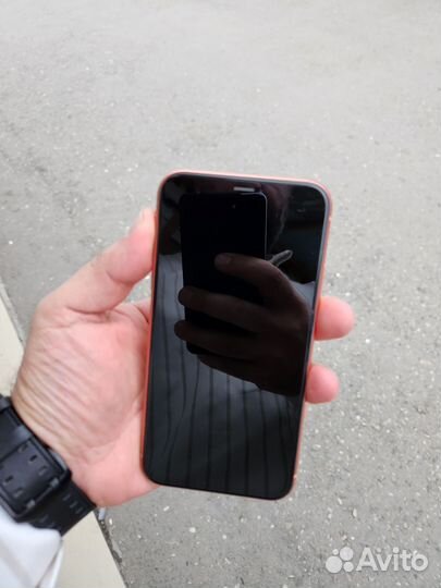 iPhone Xr, 64 ГБ