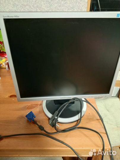 Монитор Samsung 19 дюймов