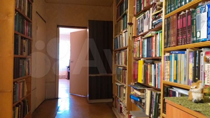 4-к. квартира, 100 м², 1/9 эт.