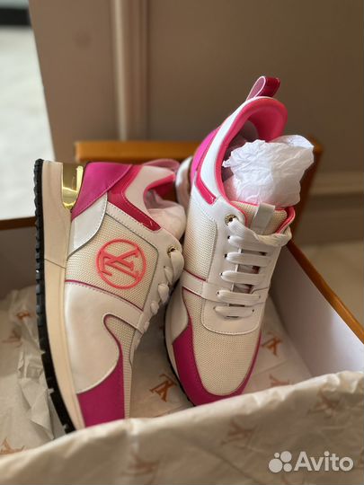 Кроссовки LV