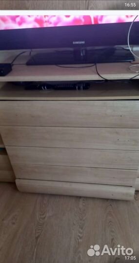 Камод и 2 тумбочки, в идеальном состоянии