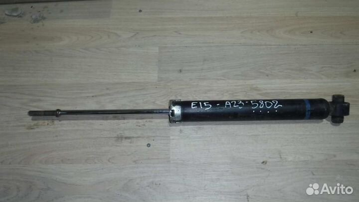 Амортизатор задний Toyota Corolla (E150) 2006-2013