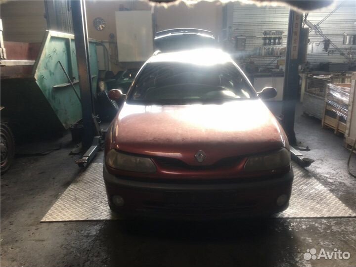 Разбор на запчасти Renault Laguna 1994-2001