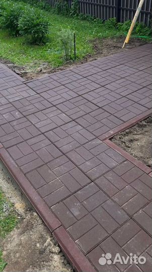 Tpoтуaрная плитка