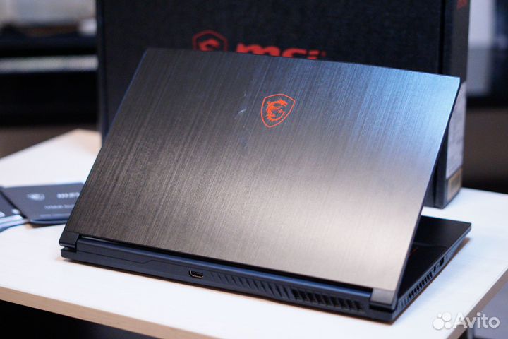 Игровой ноутбук MSI RTX 3050TI