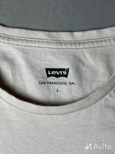 Футболка Levis размер Л оригинал