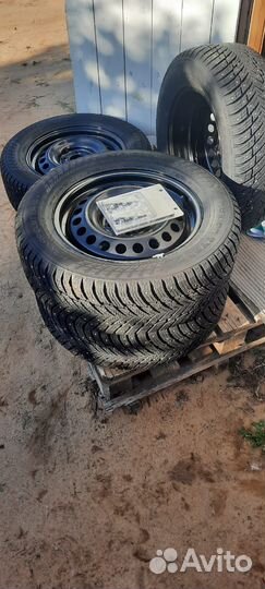 Nokian Tyres Hakkapeliitta 10 205/65 R16