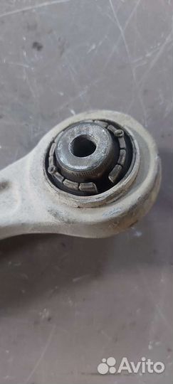 Рычаг передний правый нижний на Audi A5