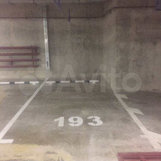 Машиноместо, 16 м²
