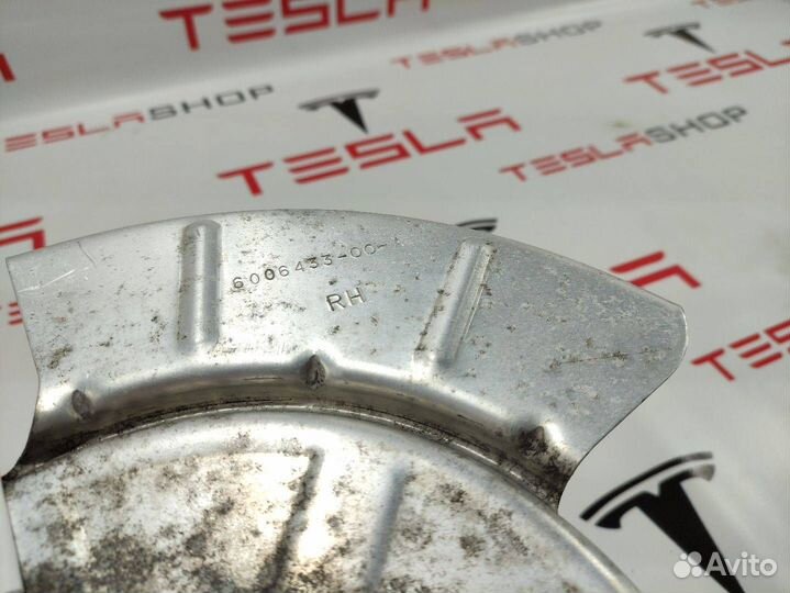Кожух тормозного диска Tesla Model S 2016