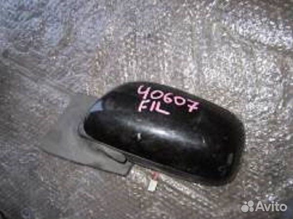 Зеркало левое Toyota Vitz SCP90