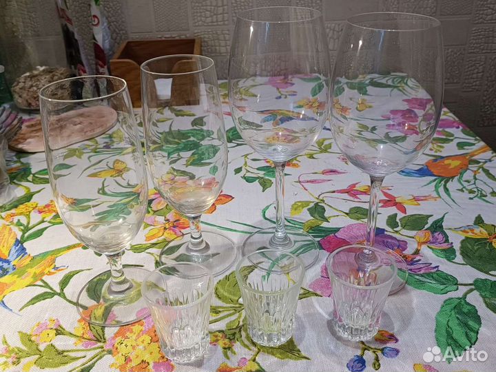 Бокалы, стопки