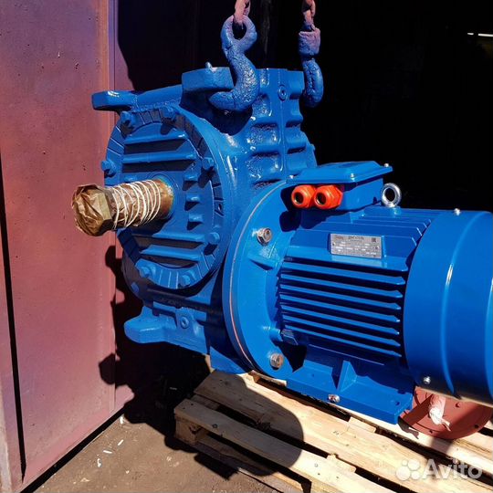 Мотор-Редукторы /Редуктора /Тельферы /лот wshei 14