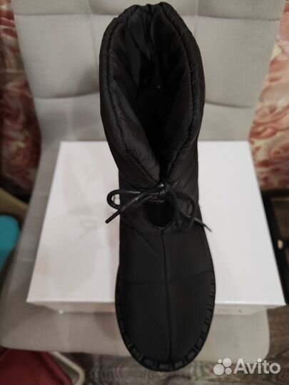 Дутики женские зимние