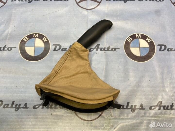 Кожух ручника Bmw 525I E39 LCI M54B25 2002