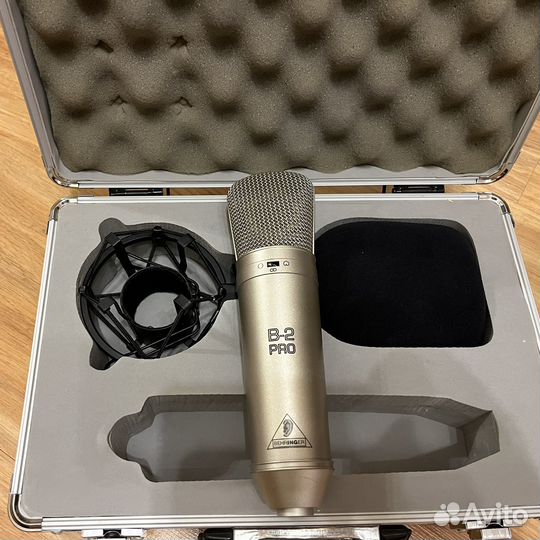 Студийный микрофон behringer b-2 pro