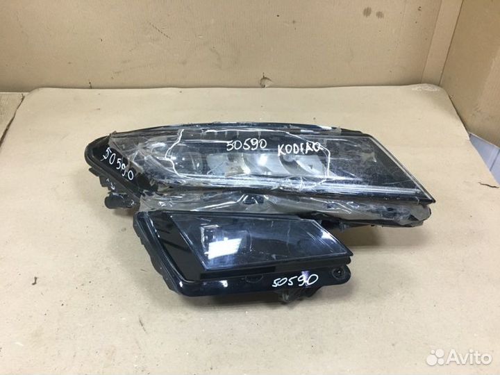 Фара светодиодная правая Skoda Kodiaq 2016-2021