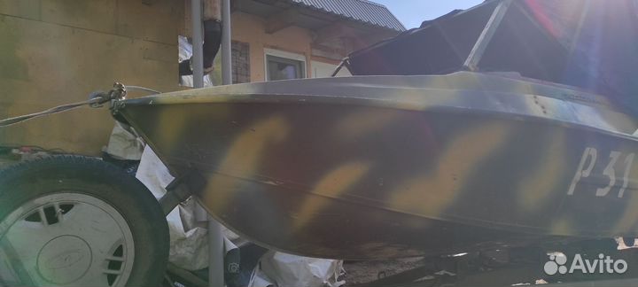 Лодка Крым м130000 - М + Тохатсу 50-310000