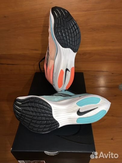 Тайтсы nike / Кроссовки nike zoomx vaporfly next%