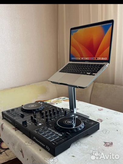 Стойка для dj контроллера и ноутбука