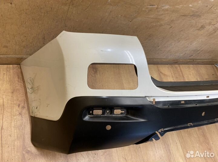 Бампер задний Toyota Highlander II 2007-2013