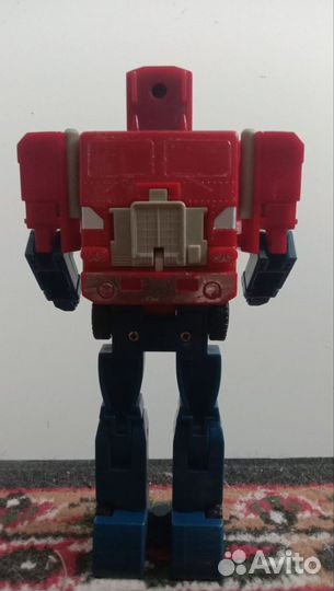 Трансформер Оптимус Прайм