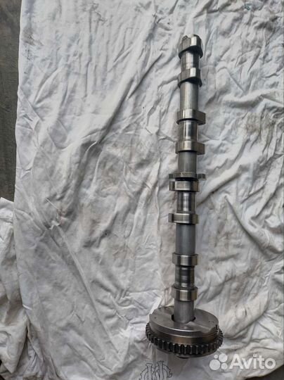 Впускной распредвал 1.8 и 2.0 tfsi от Ауди А4 б8