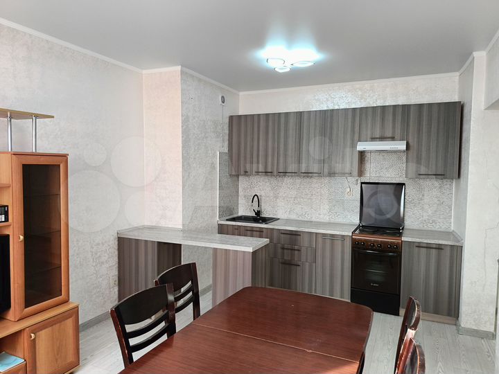 2-к. квартира, 58 м², 17/18 эт.