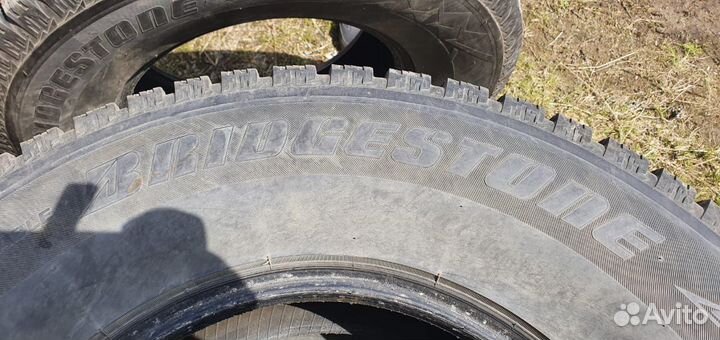 Bridgestone 613V 275/70 R16