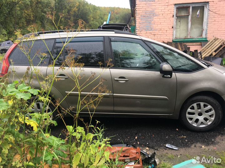 Citroen C4 Grand Picasso кузов по частям
