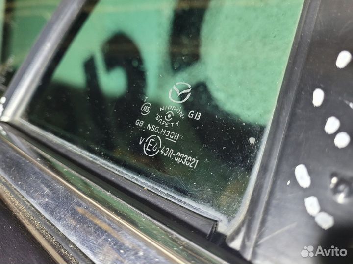 Форточка двери задней левой на Mazda 6 GH