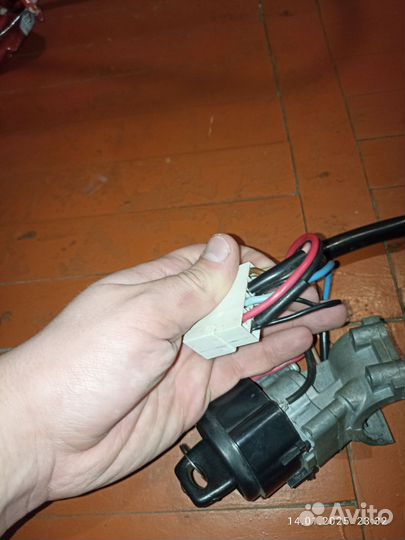 Замок зажигания ваз 2109/2114 старого образца