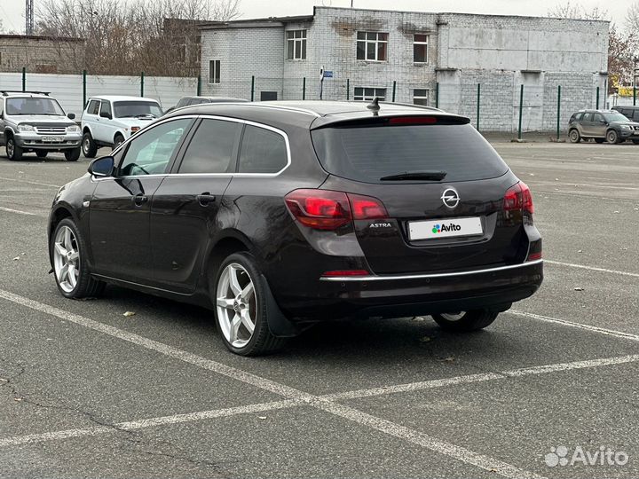 Opel Astra 1.6 AT, 2015, 139 000 км