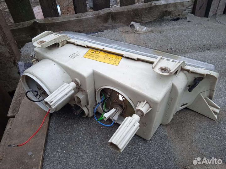 Фара ваз 2110