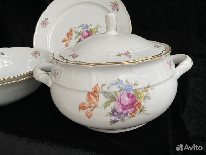 Сервиз столовый Менуэт Полевой цветок Чехия супниц