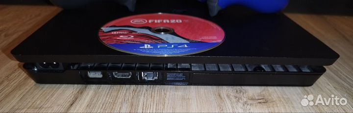 Sony PS4 slim,90 игр
