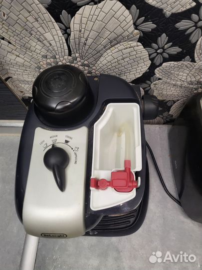 Кофемашина рожковая Delonghi ec 9