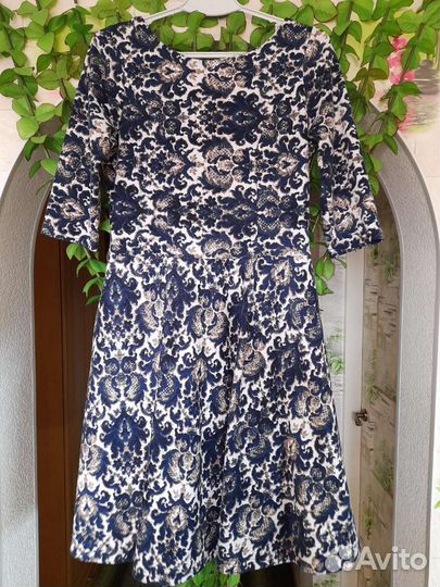 Платье нарядное