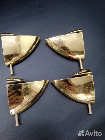 Кронштейн для полок из стекла