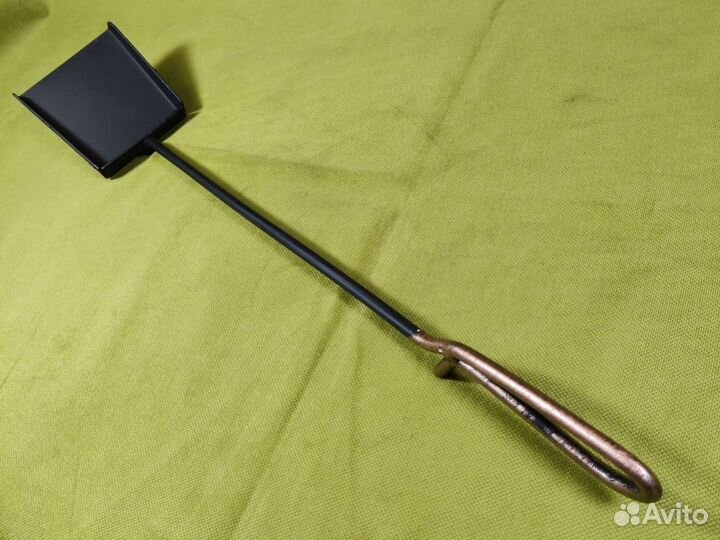 Кованый савок для углей. Новый