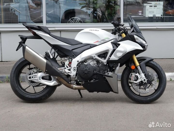 Aprilia Tuono V4 2022г