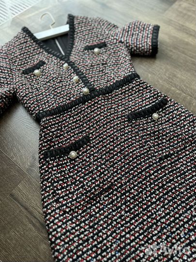 Твидовое платье