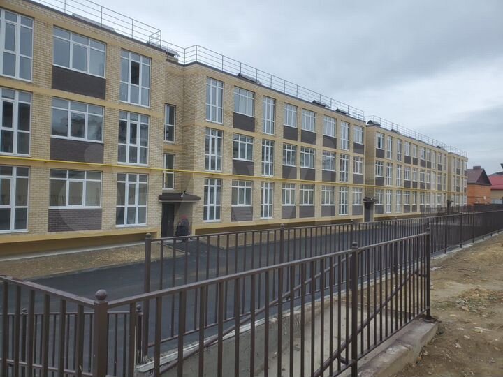 2-к. квартира, 48 м², 3/3 эт.