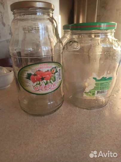 Банки стеклянные 2 л за все
