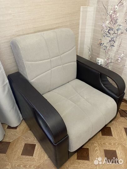 Диван и кресло